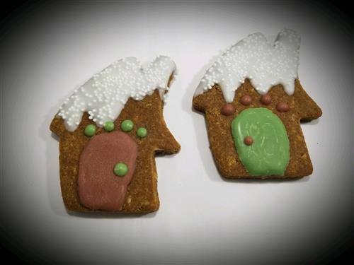 Gingerbread House - Tray of 12 *